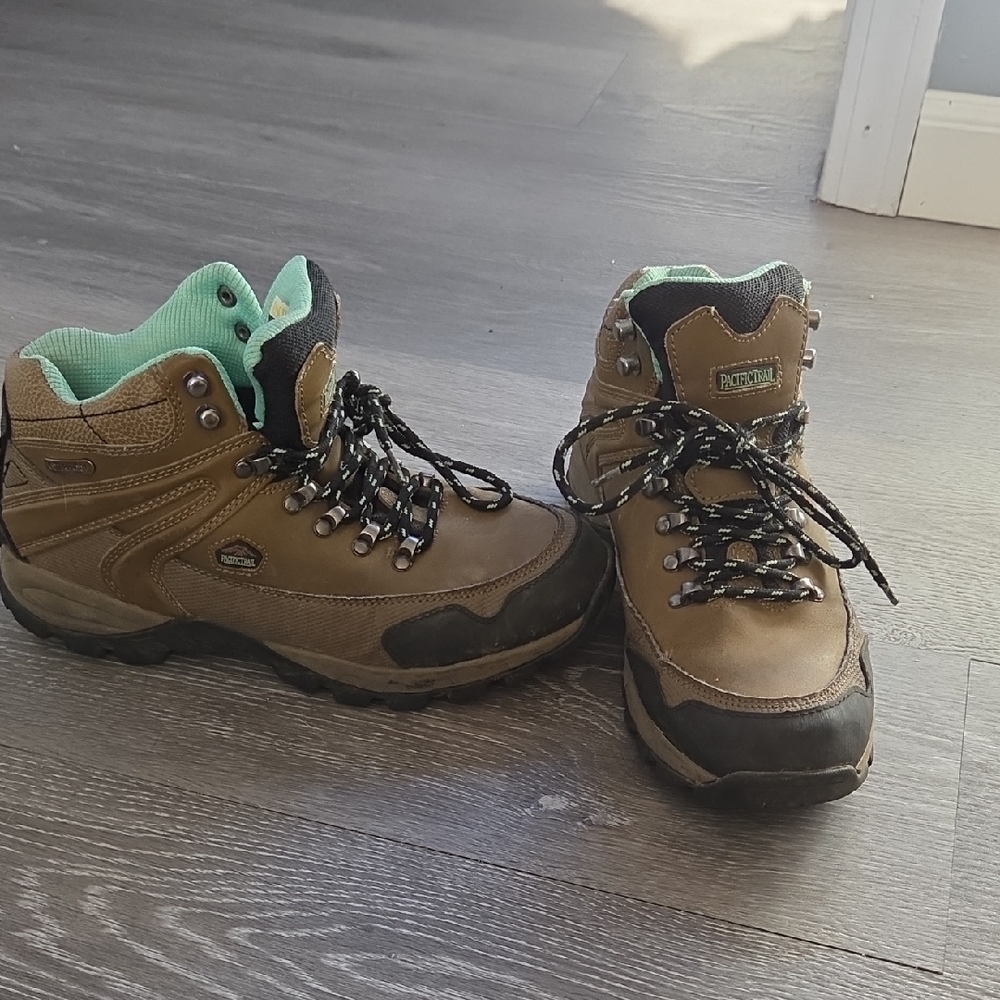 Brown Hiking Boots with Mint Accents
